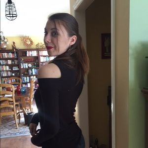 Meet your Posher, Kira